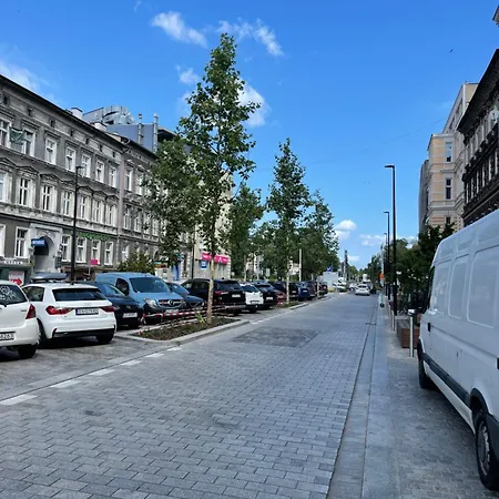 - Przy Deptaku Boguslawa Apartament *